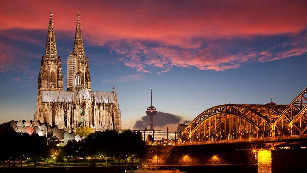 Art Otel Cologne, By Park Plaza Удобства снимка
